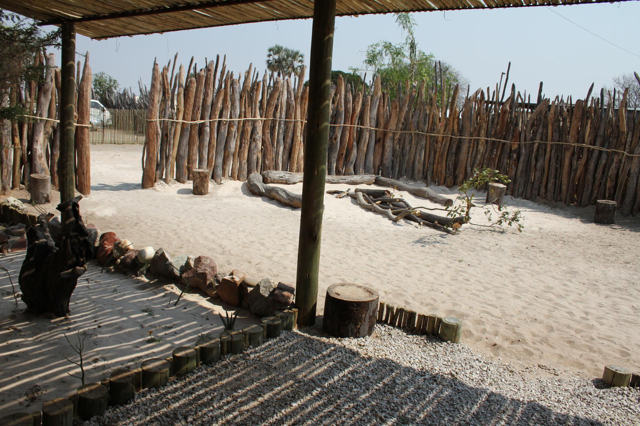 Ongula Village Homestead Lodge Omupumba Ngoại thất bức ảnh