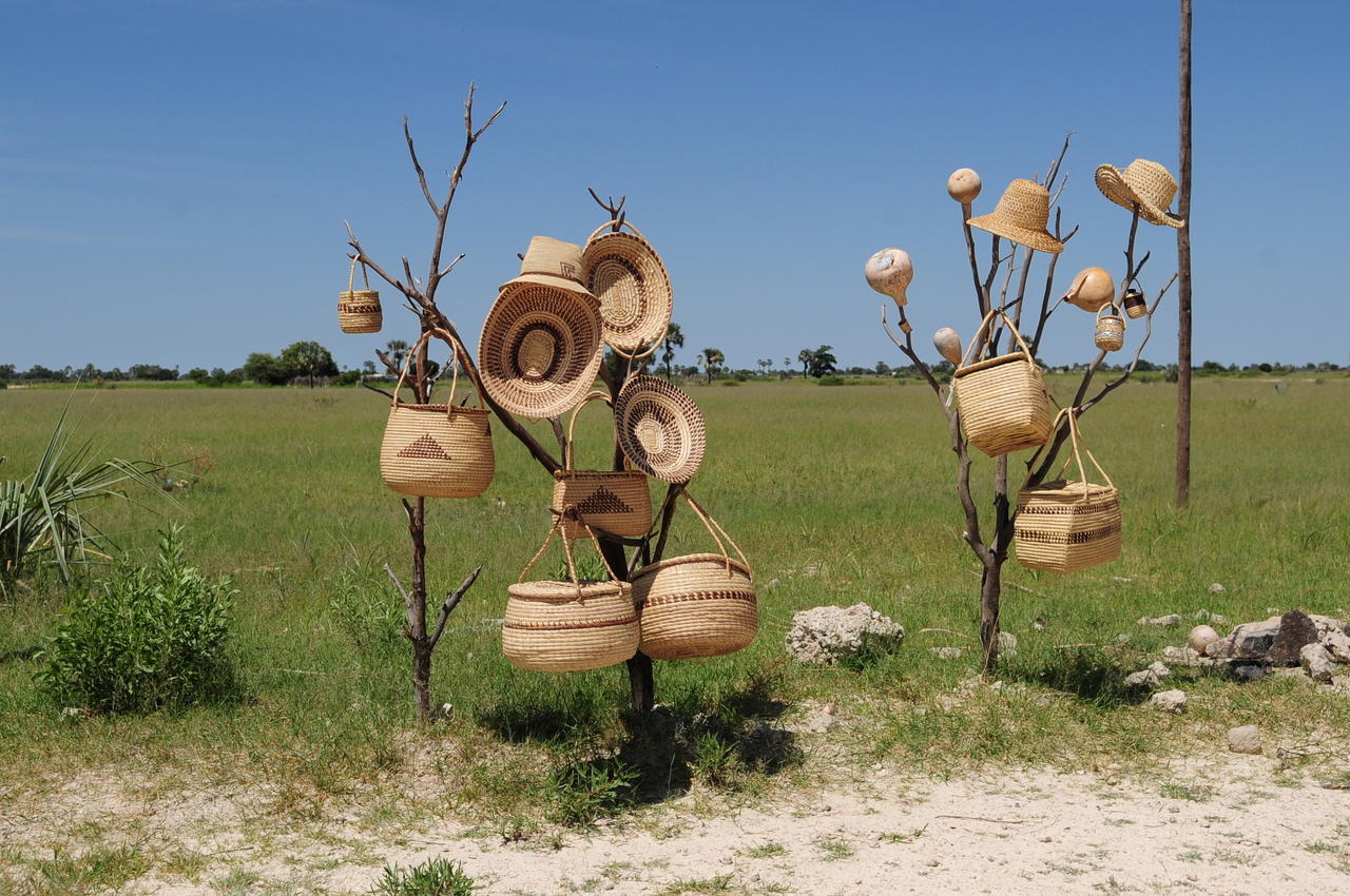 Ongula Village Homestead Lodge Omupumba Ngoại thất bức ảnh
